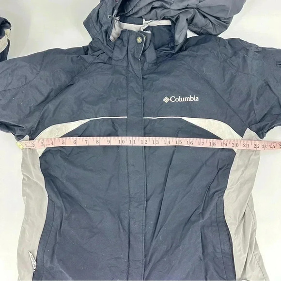Columbia waterproof insulated puffer jacket with soft fleece lining - Picture 7 of 9